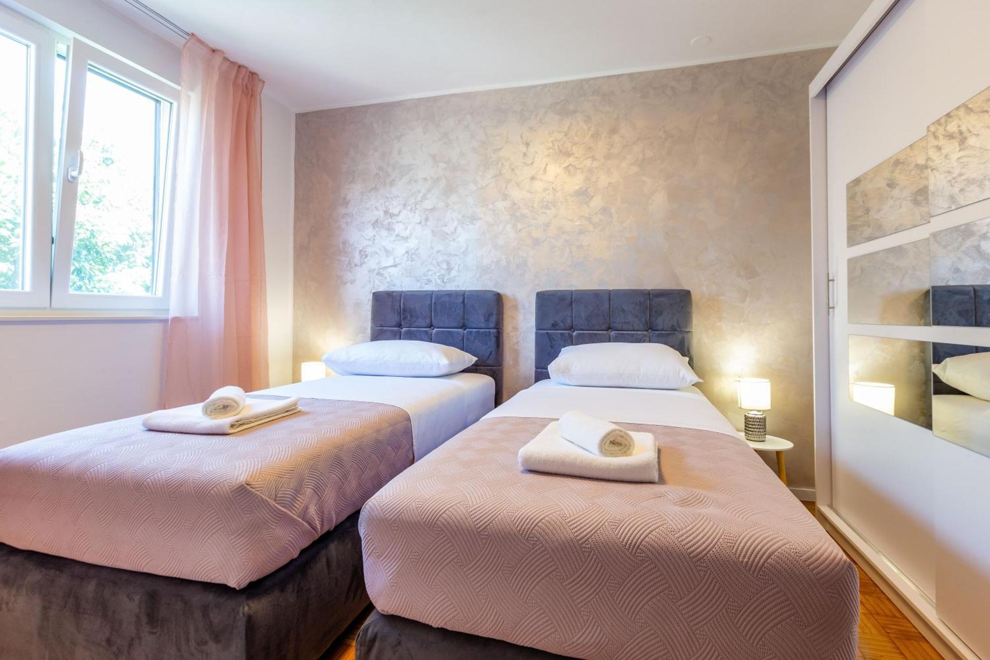 Apolon 2Bdr Apartment With Balcony Zadar Buitenkant foto